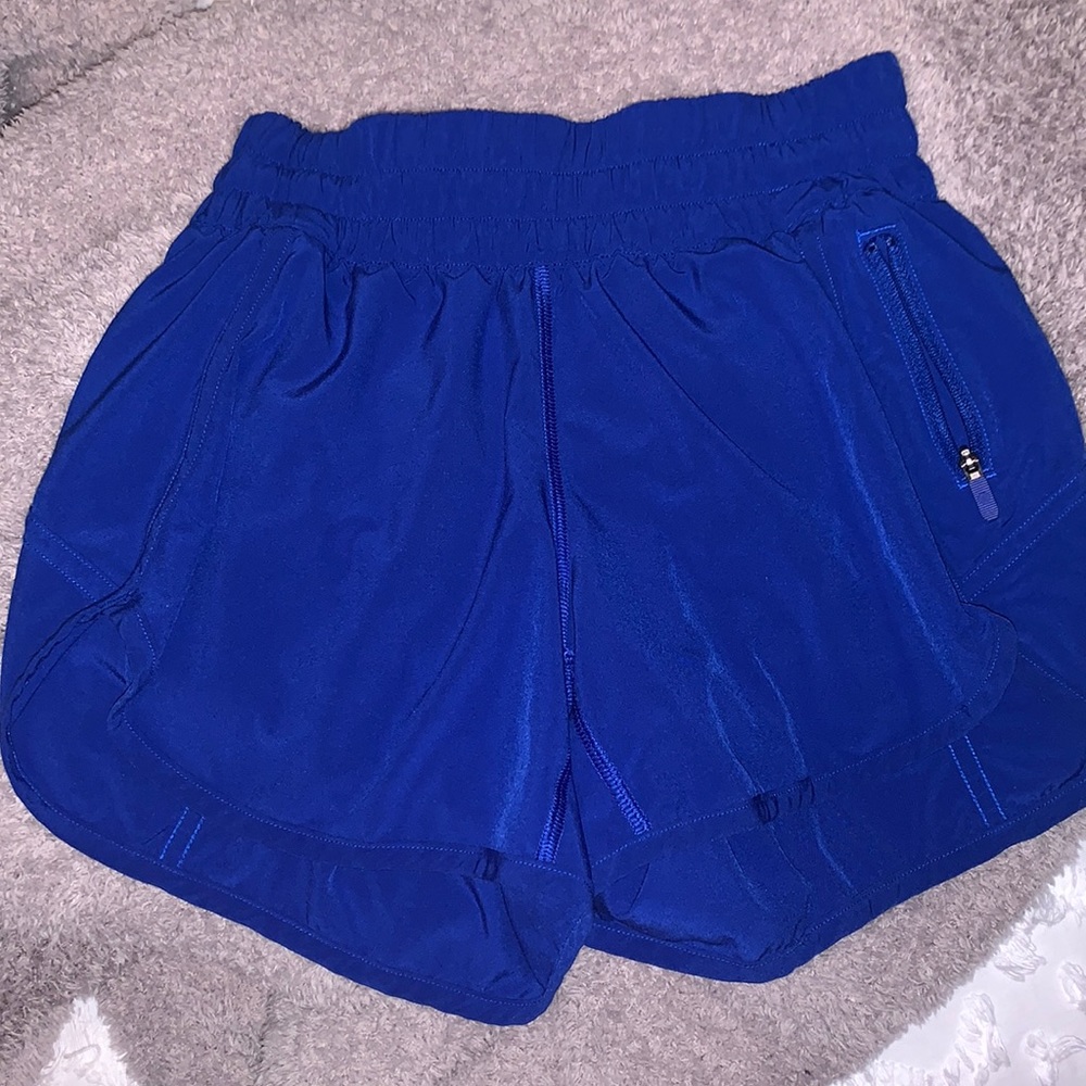 Dark Blue Lululemon Tracker Shorts 4’ Size 4 Perfect Condition